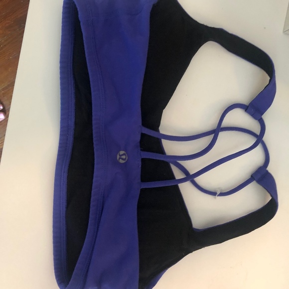 Lululemon Sports Bra - Picture 1 of 2